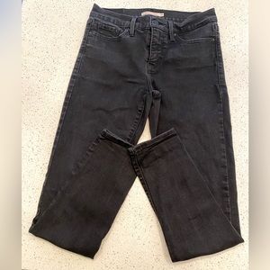 Levi’s black distressed jeans